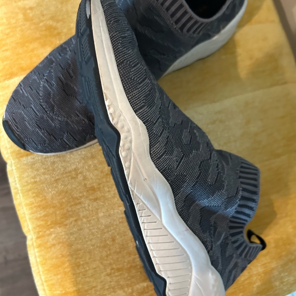 Halogen Sneakers - Picture 4 of 8
